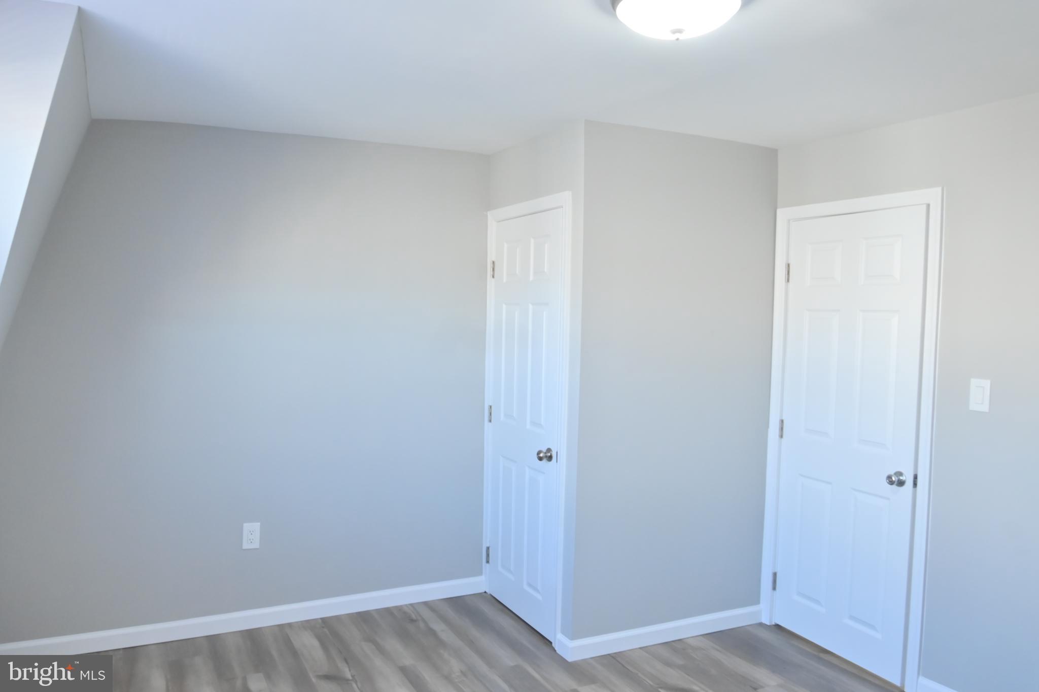534 Hampden Road Upper Darby, PA 19082 - Photo 19 of 35 Main bedroom