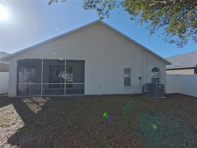 $2,109 | Undisclosed Address, Gibsonton, FL 33534