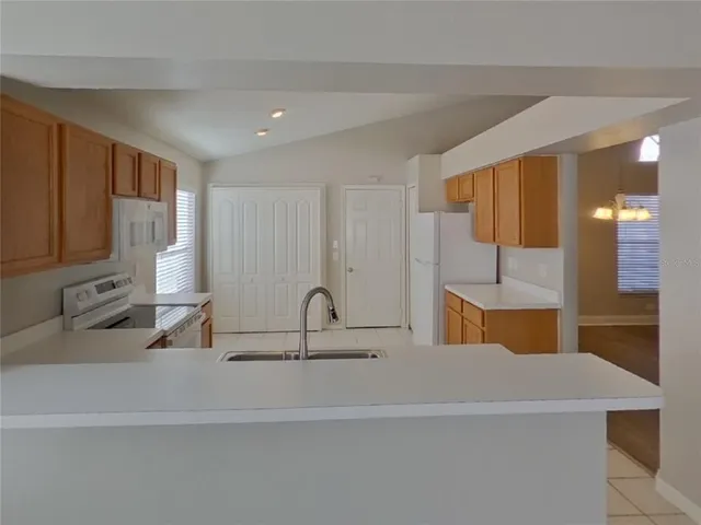 $2,109 | Undisclosed Address, Gibsonton, FL 33534