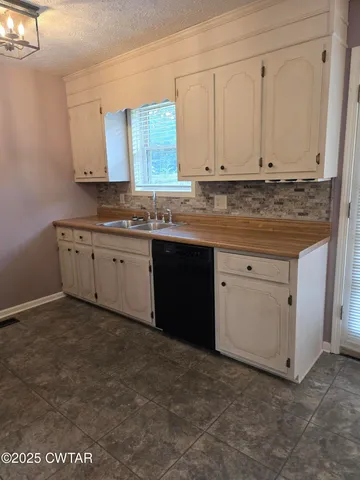 $259,900 | 151 Netherwood Drive, Jackson, TN 38305