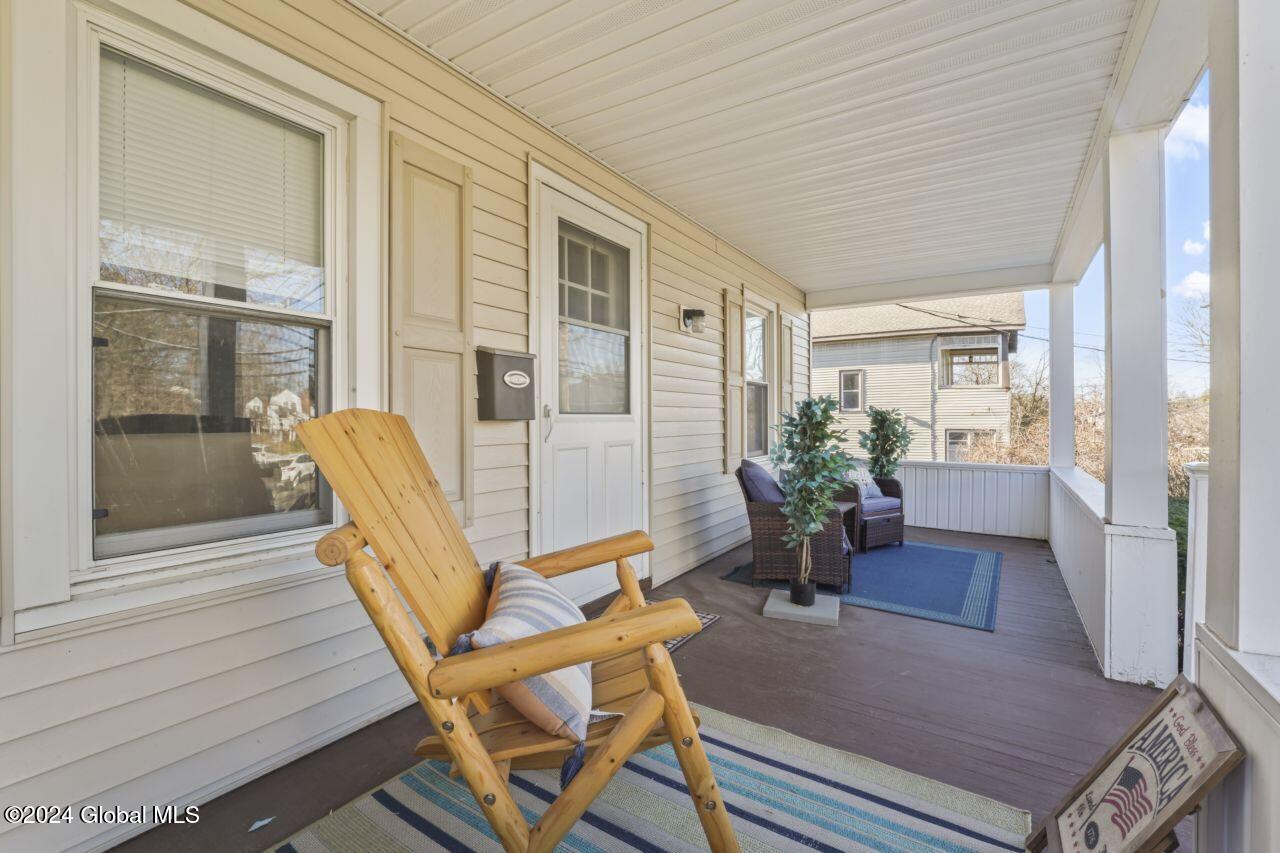 85 Russell Road Albany, NY 12203 - Photo 5 of 57 photos_web_resolution_85_Russell_Rd_Alba