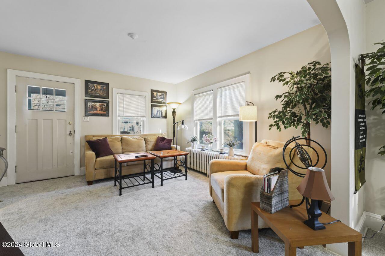 85 Russell Road Albany, NY 12203 - Photo 10 of 57 photos_web_resolution_85_Russell_Rd_Alba