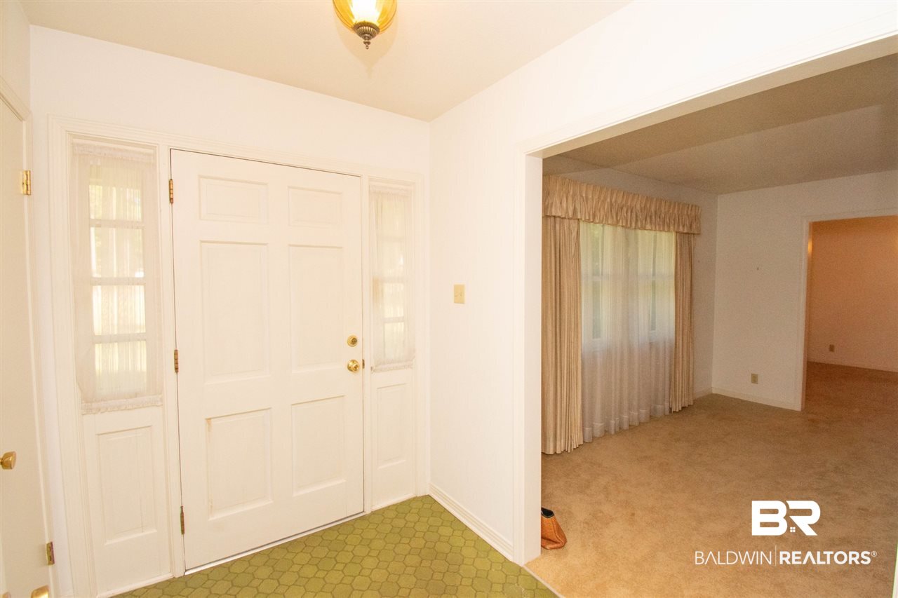284 Summit Drive Mobile, AL 36609 - Photo 12 of 13