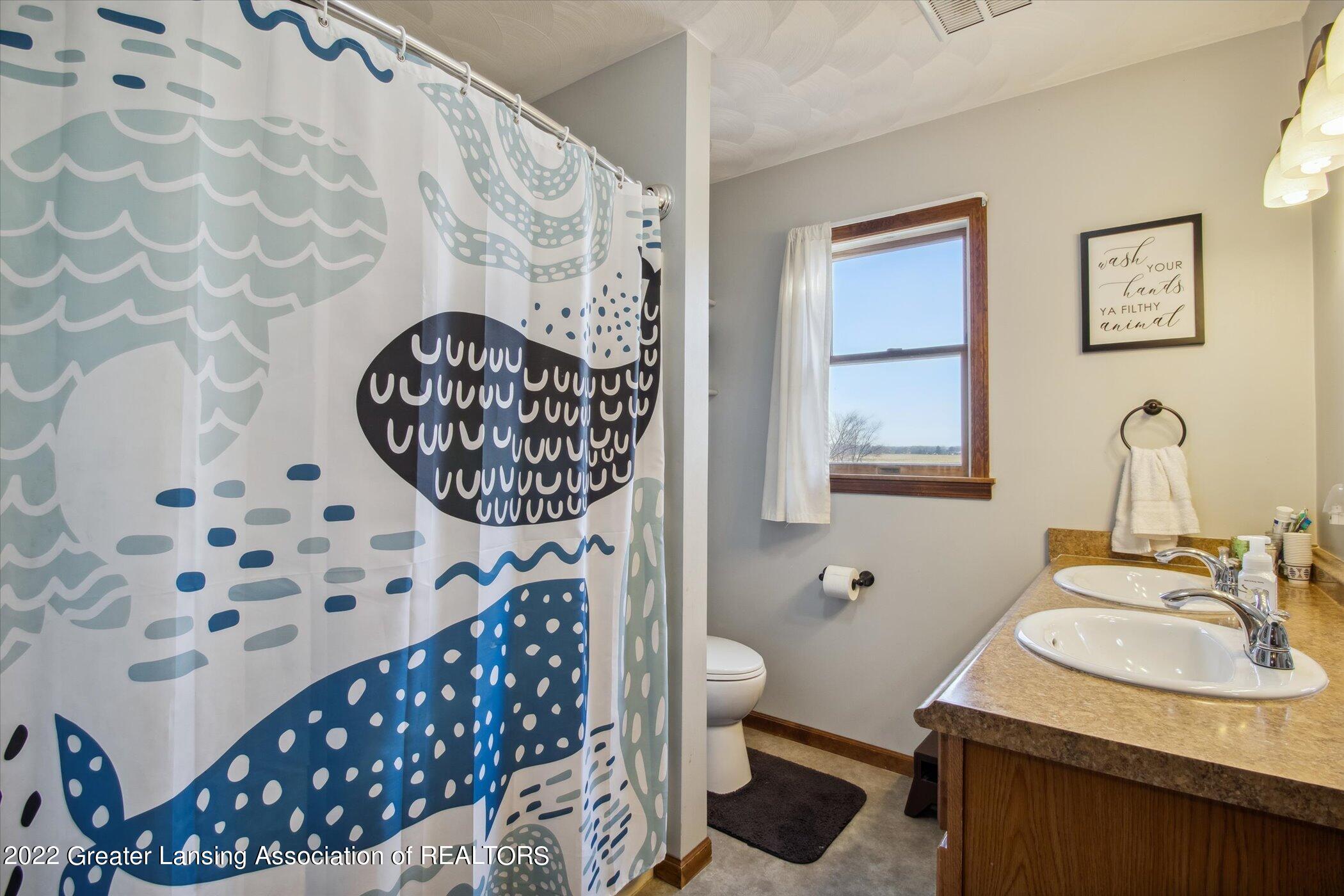 3227 Putnam Road Ovid, MI 48866 - Photo 38 of 64 38-Putnam-Rd-Laingsburg-MI-48848-WindowS