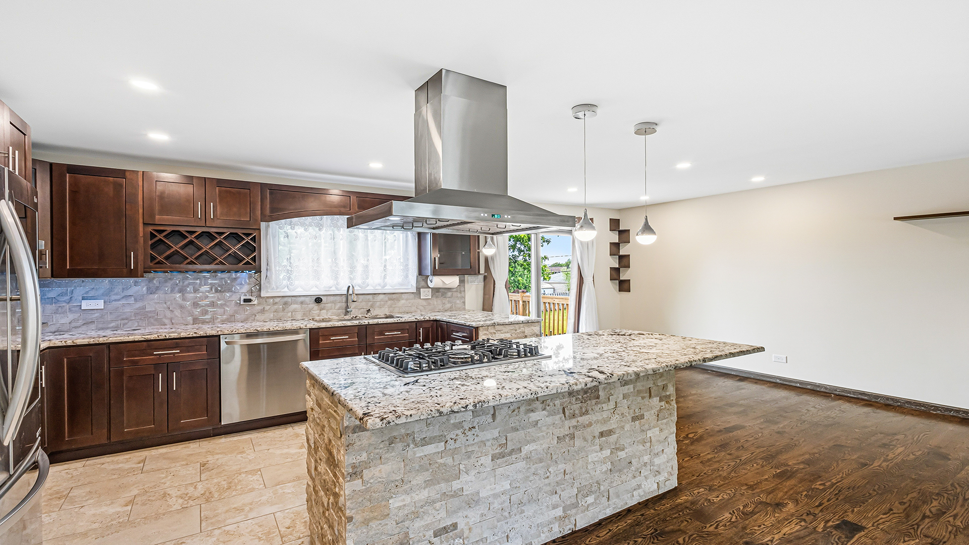 1770 North Newport Road Hoffman Estates, IL 60169 - Photo 16 of 50