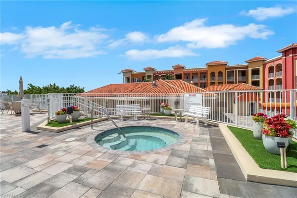 $4,250 | 401 Bayfront Place, Unit 3207, Naples, FL 34102