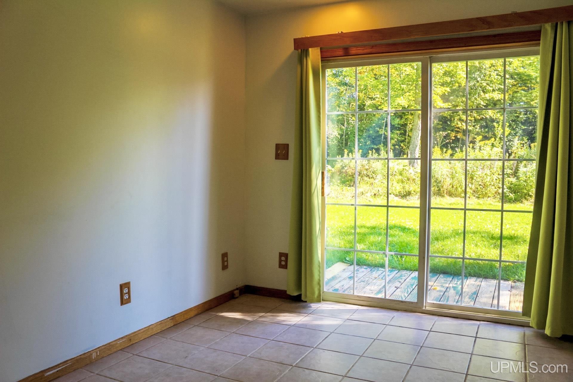 42936 Superior Road Houghton, MI 49931 - Photo 31 of 43