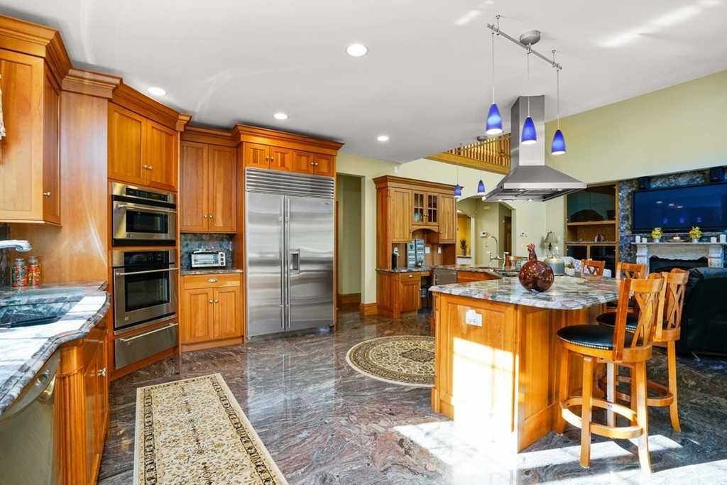 27 Clearing Farm Road Kingston, MA 02364 - Photo 3 of 30 Gallery Image 3