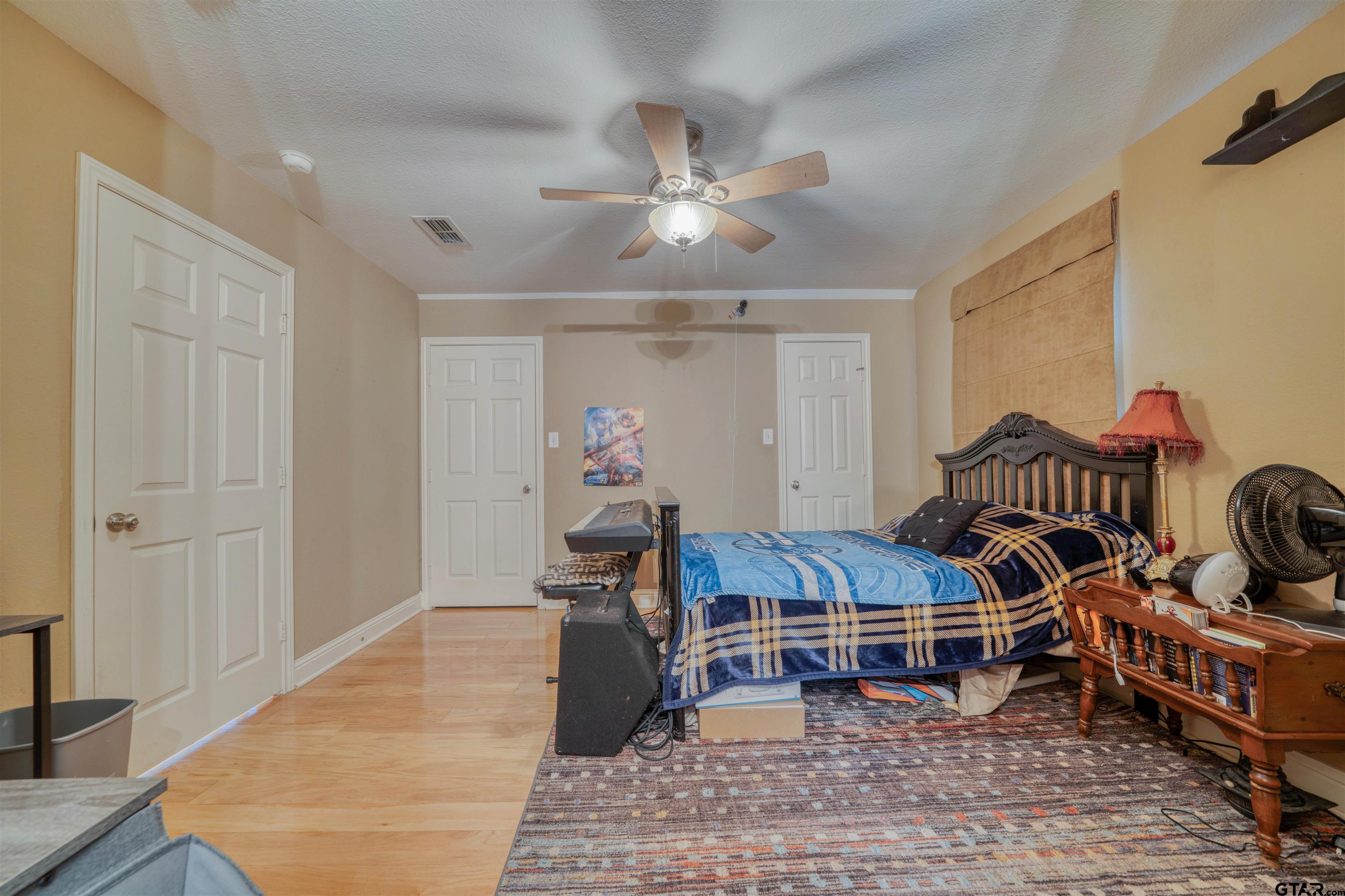 1776 Mustang Road Gilmer, TX 75645 - Photo 40 of 45 a living room with furniture