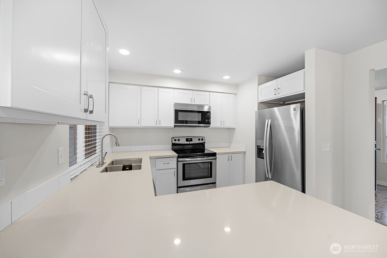 17610 161st Avenue Southeast Renton, WA 98058 - Photo 24 of 25