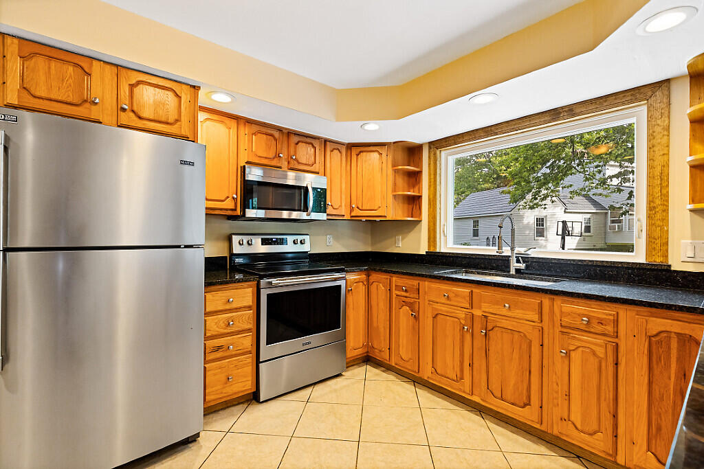 2 Coolidge Street Waterville, ME 04901 - Photo 41 of 81 45_BP5A7069_DxO_mls