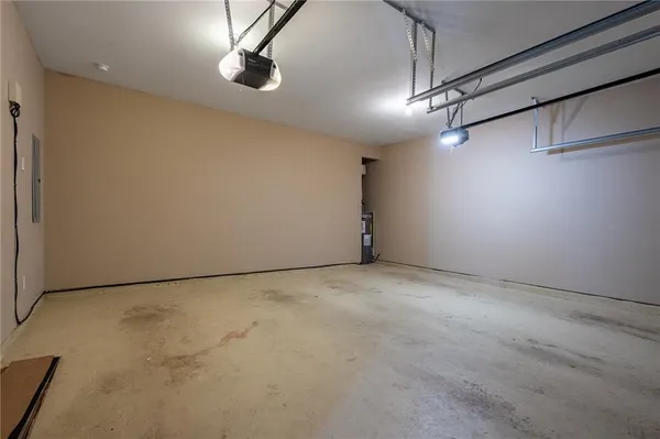 $2,000 | 32 Brookvalley Court West, Dallas, GA 30157