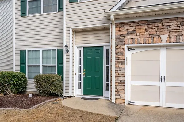 $2,000 | 32 Brookvalley Court West, Dallas, GA 30157