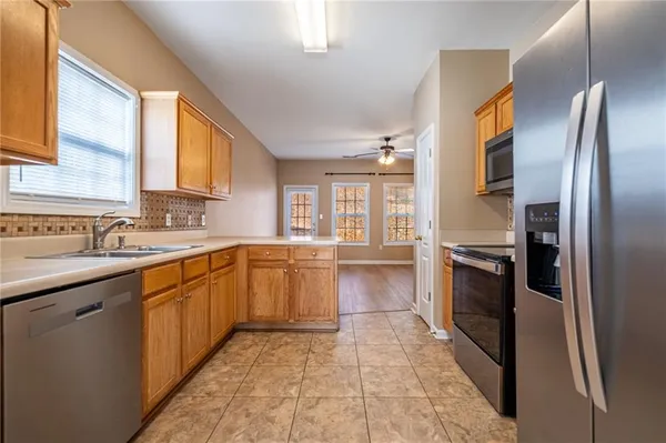 $2,000 | 32 Brookvalley Court West, Dallas, GA 30157