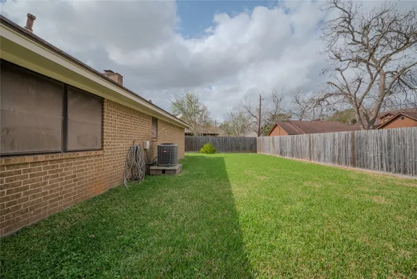 $199,000 | 1513 Crestmont Street, Wharton, TX 77488