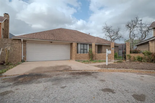 $199,000 | 1513 Crestmont Street, Wharton, TX 77488