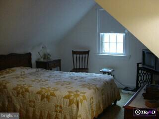 2545 Edge Hill Road Huntingdon Valley, PA 19006 - Photo 5 of 6 Gallery Image 5
