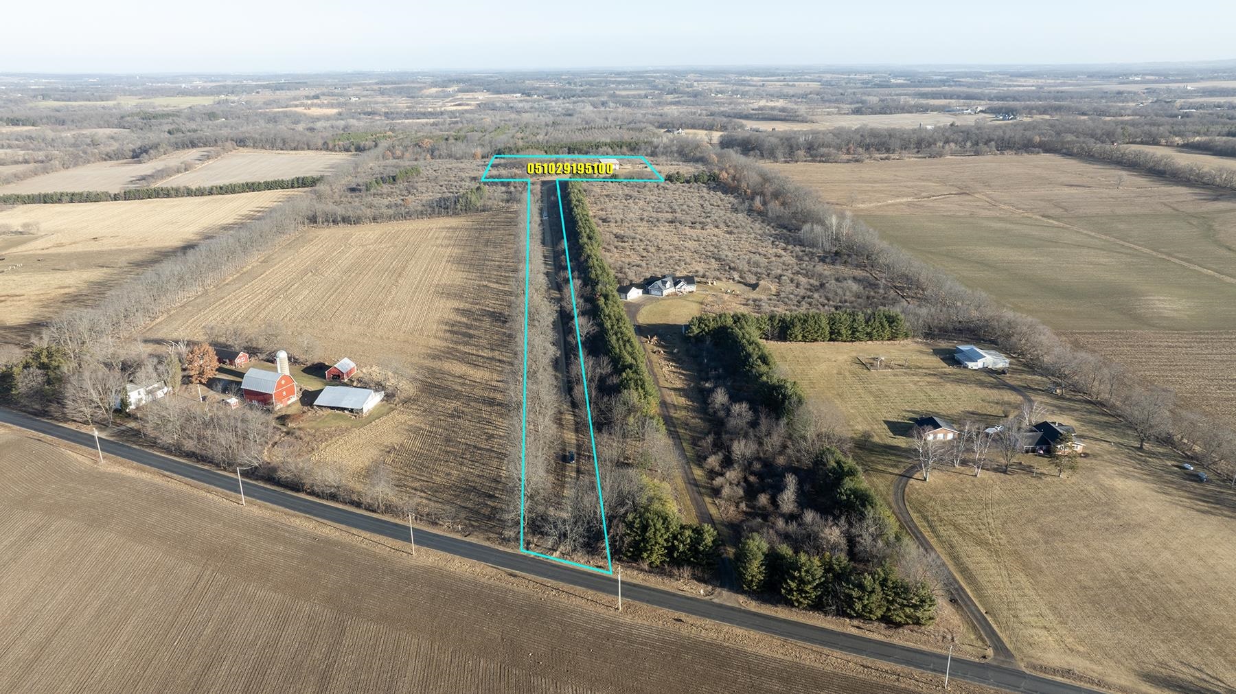 4246 Old Stage Road Brooklyn, WI 53521 - Photo 12 of 16