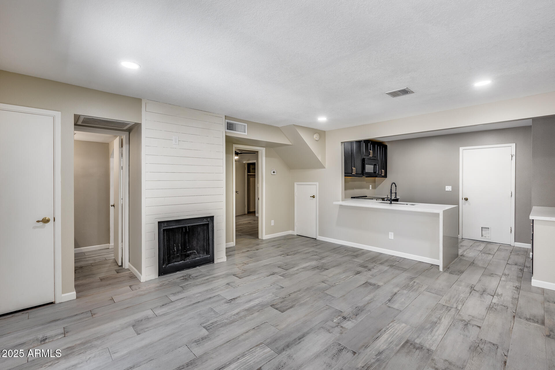 30 East Brown Road, Unit 1048 Mesa, AZ 85201 - Photo 4 of 33
