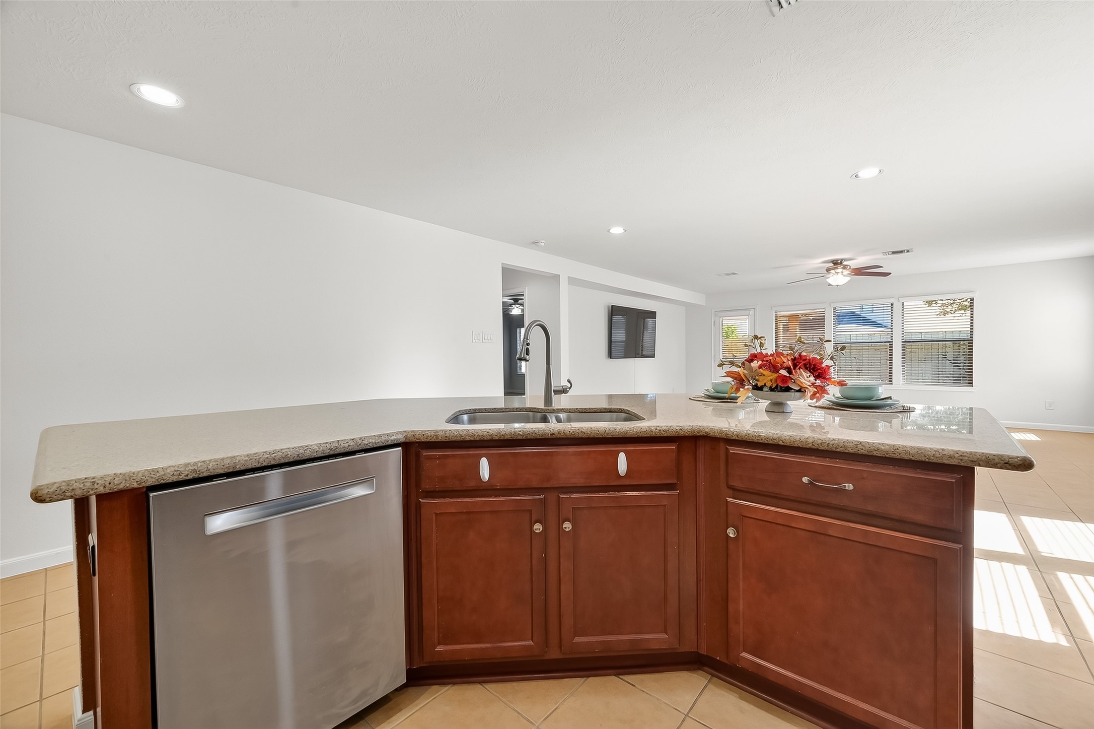 6722 Path Way Court Katy, TX 77449 - Photo 19 of 33