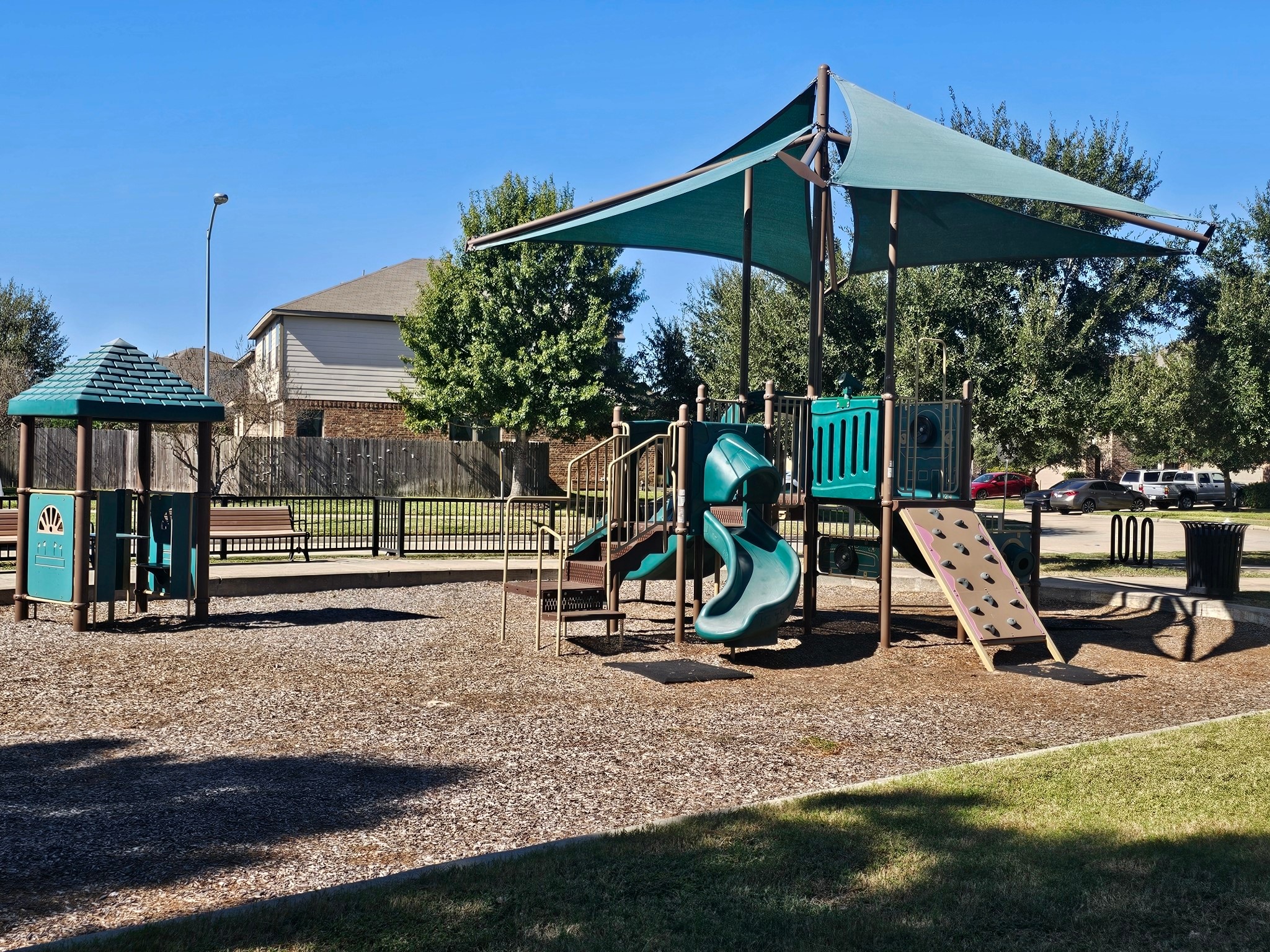 6722 Path Way Court Katy, TX 77449 - Photo 31 of 33