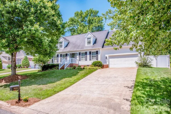 $435,000 | 921 Argyle Court, Statesville, NC 28677