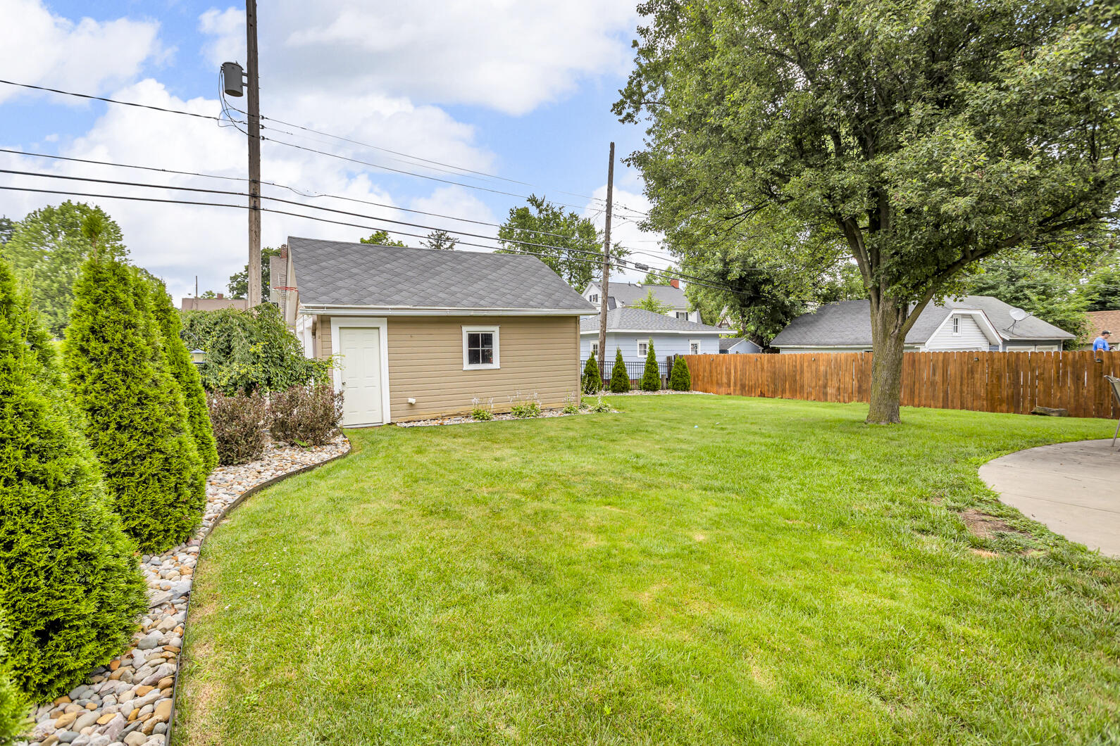 756 Crescent Road Jackson, MI 49203 - Photo 3 of 52 0N0A8650