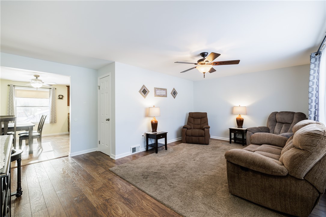 3695 Lyell Road Gates, NY 14606 - Photo 11 of 29