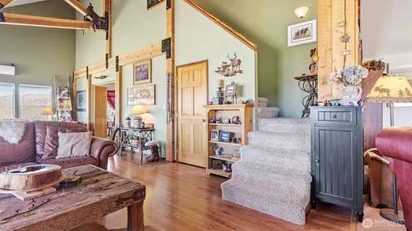 $995,000 | 767 Bill Shaw Road, Pateros, WA 98846