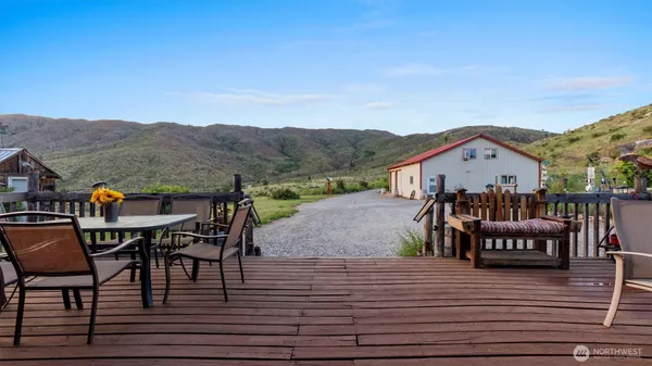 $995,000 | 767 Bill Shaw Road, Pateros, WA 98846