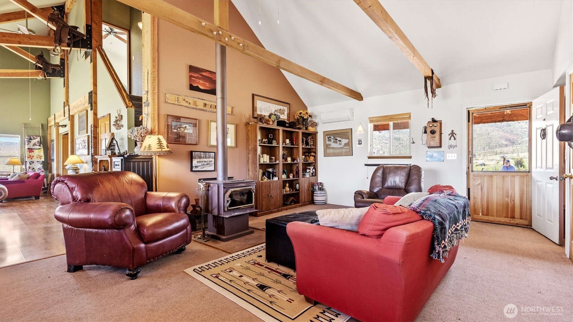 767 Bill Shaw Road Pateros, WA 98846 - Photo 6 of 40