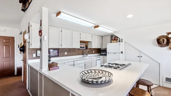 $995,000 | 767 Bill Shaw Road, Pateros, WA 98846