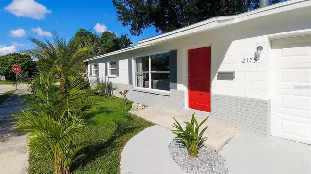 $2,950 | 2175 43rd Avenue North, St. Petersburg, FL 33714
