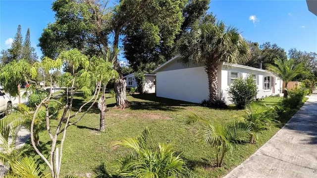 $2,950 | 2175 43rd Avenue North, St. Petersburg, FL 33714