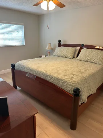 $1,850 | 4734 Lucerne Lakes Boulevard North, Unit 410, Lake Worth, FL 33467