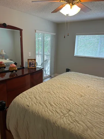 $1,850 | 4734 Lucerne Lakes Boulevard North, Unit 410, Lake Worth, FL 33467