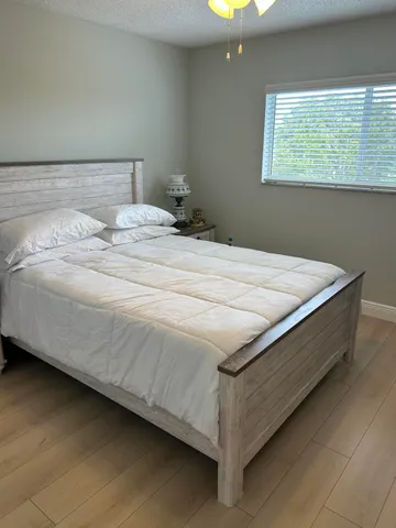 $1,850 | 4734 Lucerne Lakes Boulevard North, Unit 410, Lake Worth, FL 33467