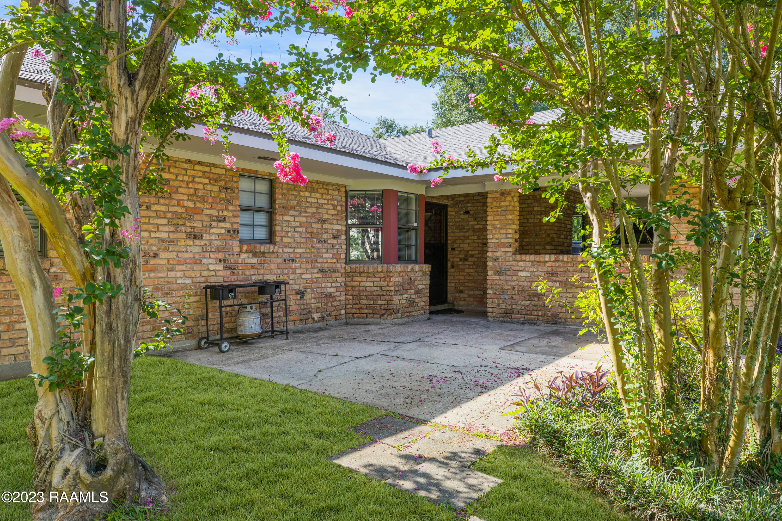 435 Brothers Road Scott, LA 70583 - Photo 23 of 37 435 Brothers Road-20