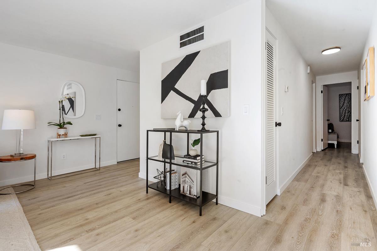 46 Surrey Lane San Rafael, CA 94903 - Photo 18 of 48