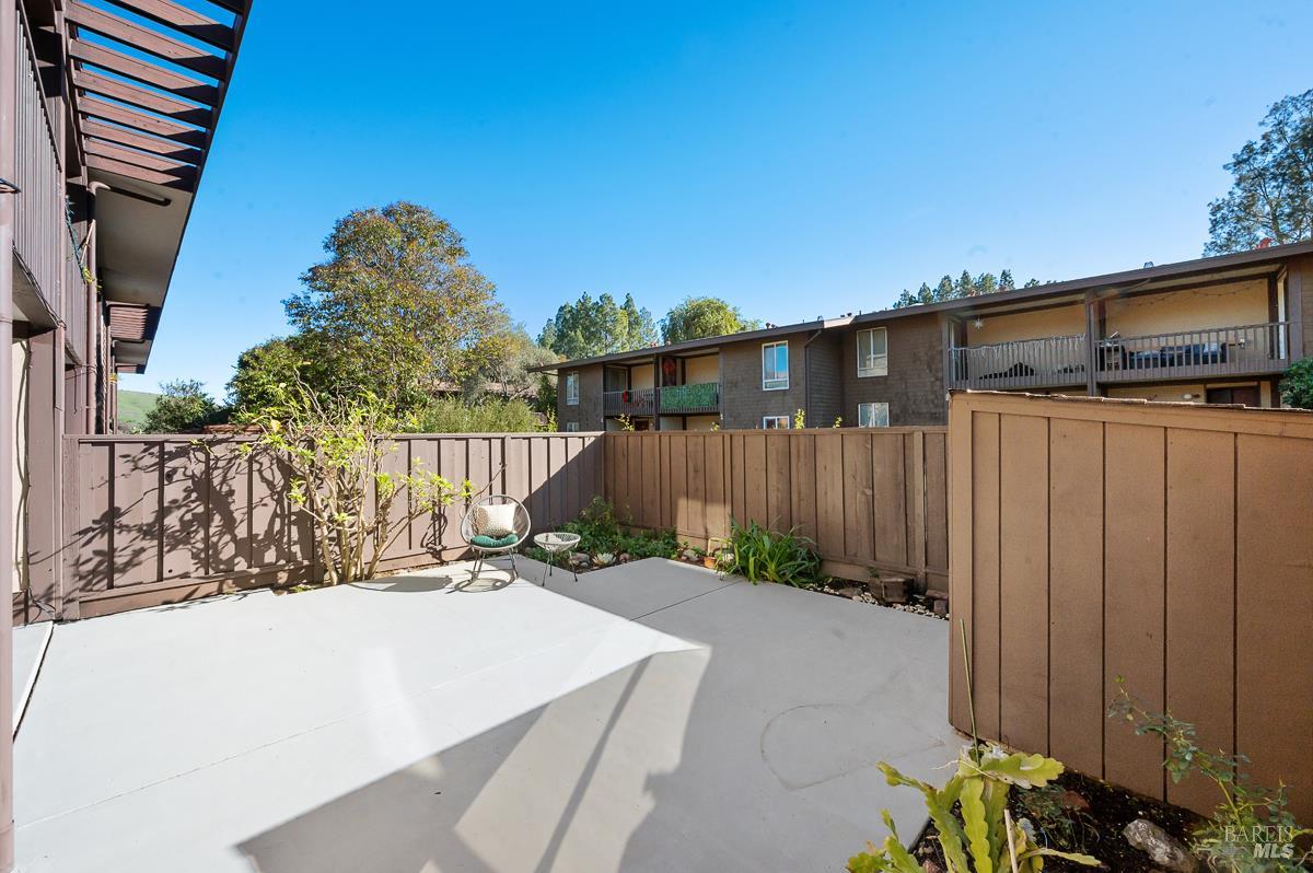 46 Surrey Lane San Rafael, CA 94903 - Photo 37 of 48