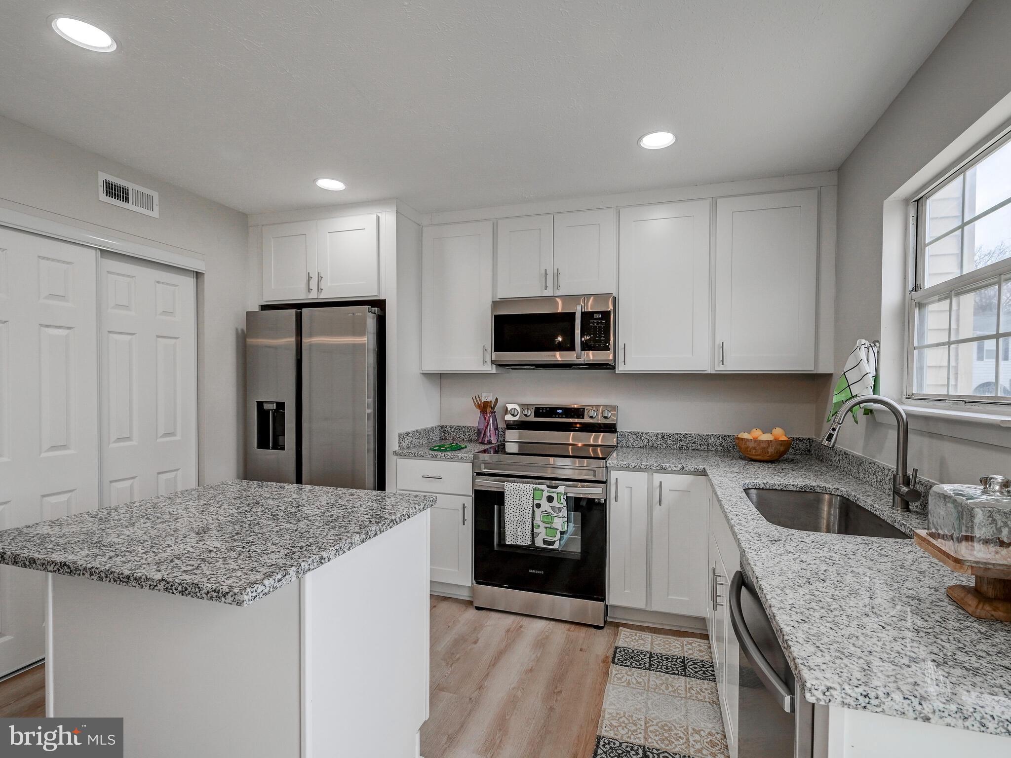435 Kosoak Road Middle River, MD 21220 - Photo 8 of 29