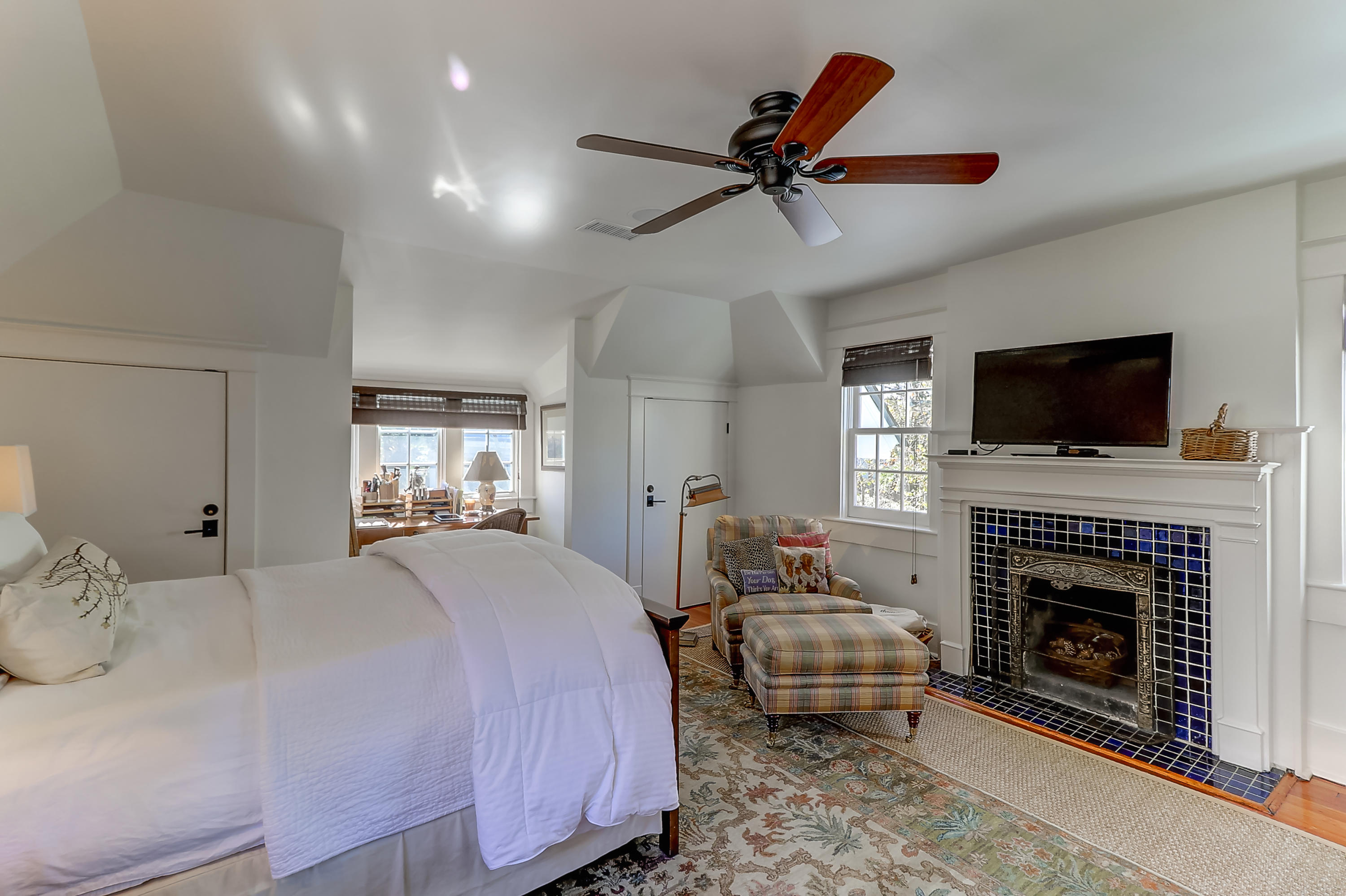 11 Rutledge Boulevard Charleston, SC 29401 - Photo 27 of 36 11 Rutledge (24)