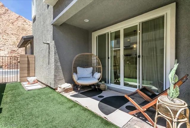 $2,800 | 92 Kimberlite Drive, Henderson, NV 89011