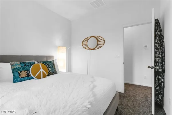 $2,800 | 92 Kimberlite Drive, Henderson, NV 89011