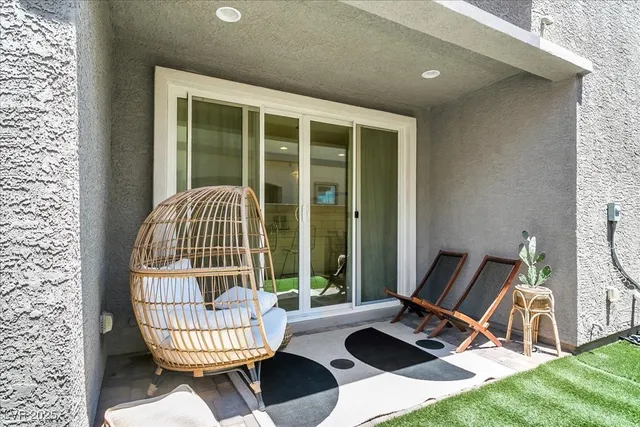 $2,800 | 92 Kimberlite Drive, Henderson, NV 89011