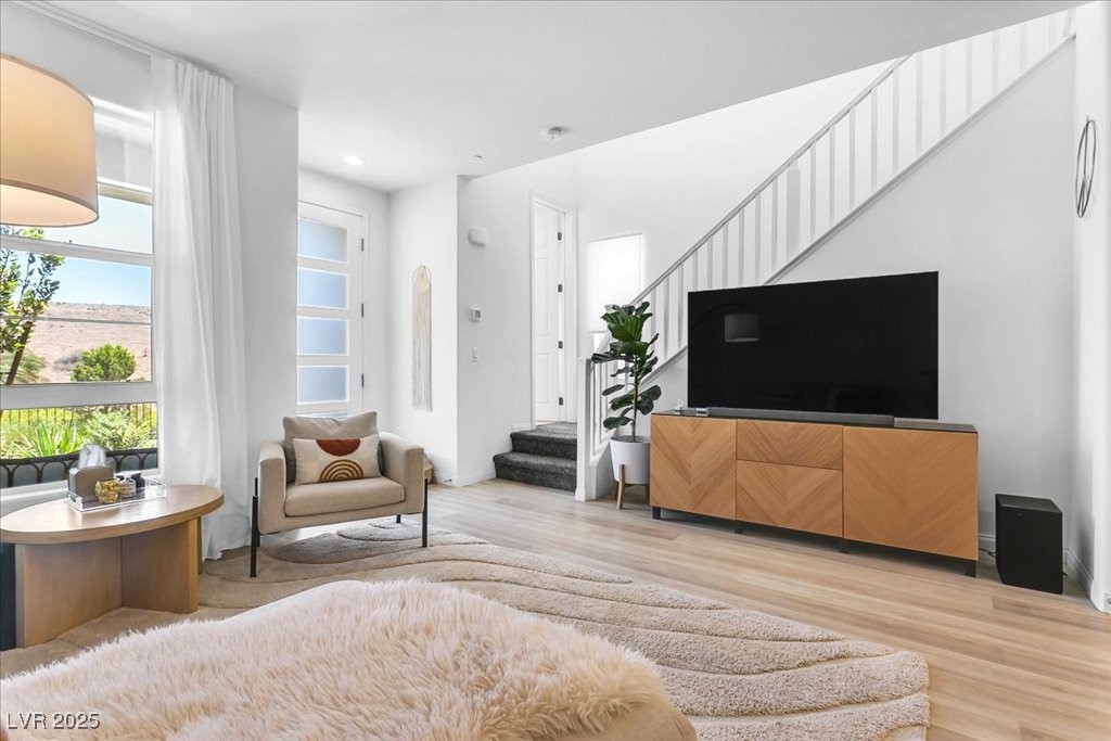 92 Kimberlite Drive Henderson, NV 89011 - Photo 7 of 36