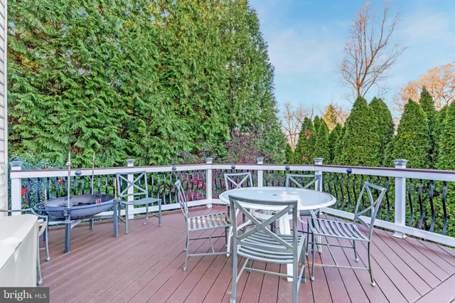 $5,995 | 8762 Cedar Meadow Court, Vienna, VA 22180