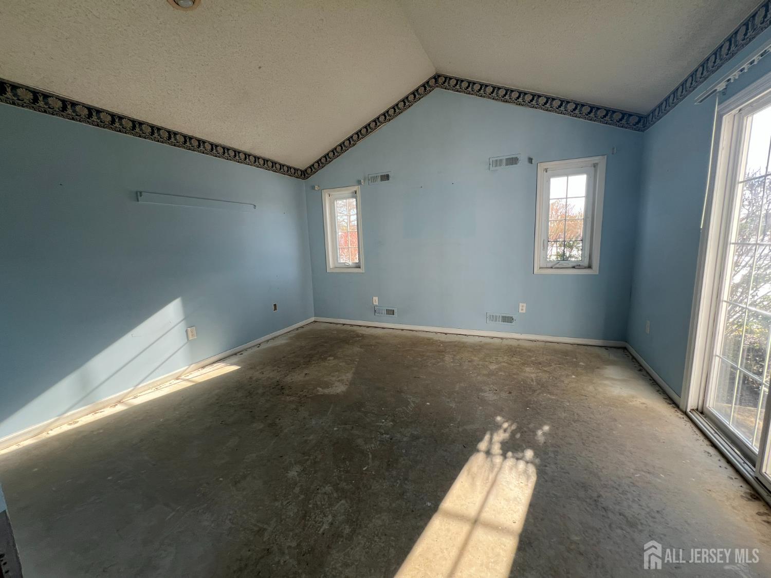 3 Winthrop Road Monroe Township, NJ 08831 - Photo 11 of 19