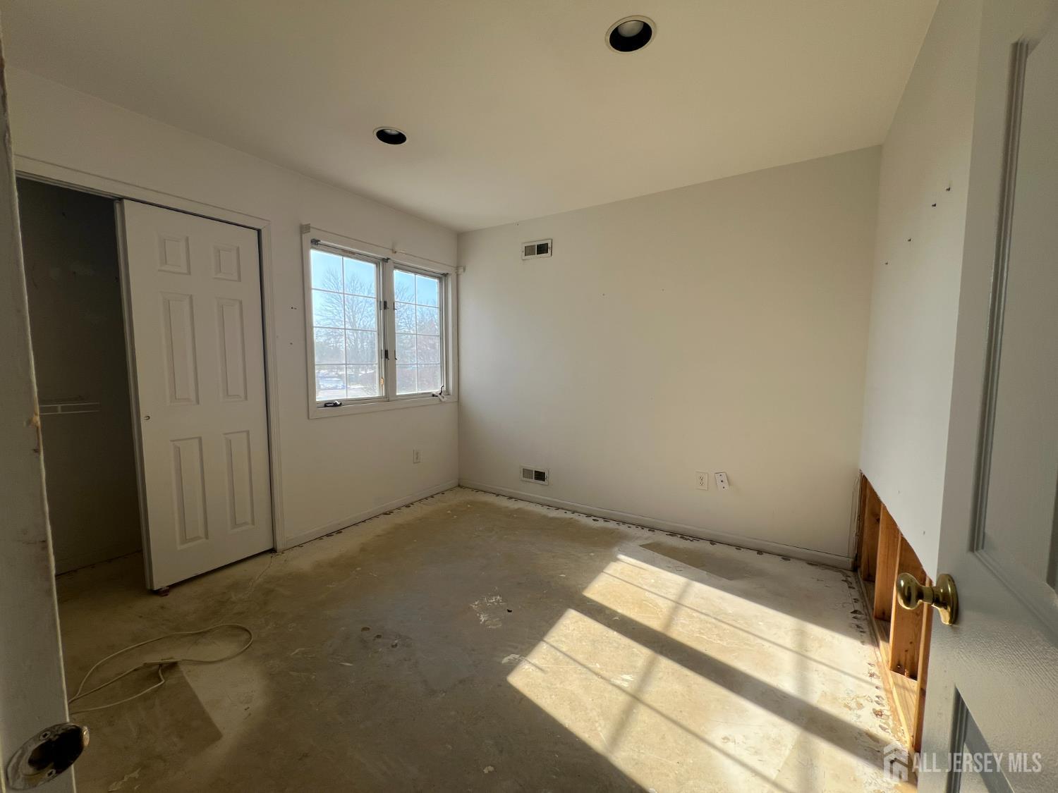 3 Winthrop Road Monroe Township, NJ 08831 - Photo 13 of 19