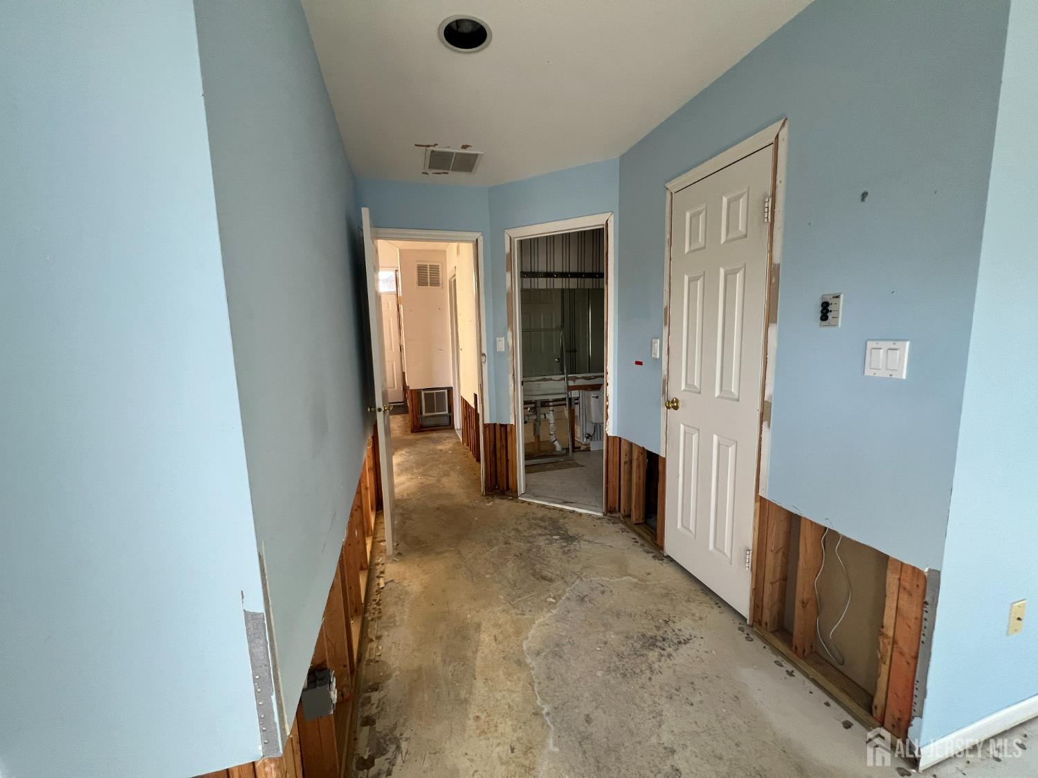 3 Winthrop Road Monroe Township, NJ 08831 - Photo 16 of 19